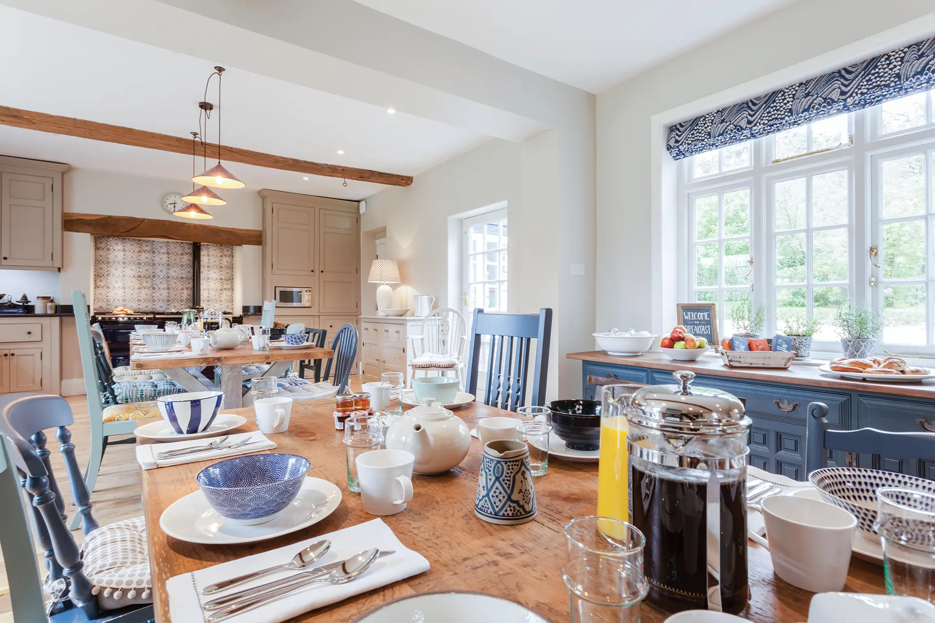 clock barn weddings the farmhouse breakfast room