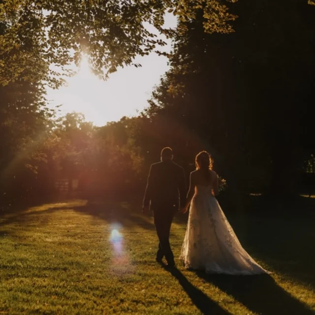 - Golden Hour - 

Experience the magic of golden hour at Clock Barn, where every moment is a masterpiece. Come and witness this breathtaking view for yourself! 

Tag someone you’d love to share this moment with! 💛✨

Image credit: 

@a_knights_tale_photography 
@alexbucklandphotography 
@chloecaldwellphotography 
@charlotte_stoneham_photography 
@alisaroberts_ 
@martinbellphotography 
@sofitaphotography 
@miaphotographyuk 

#sunsetmagic #clockbarnweddings #goldenhourvibes #hampshireweddingvenue #barnwedding #goldenhourwedding