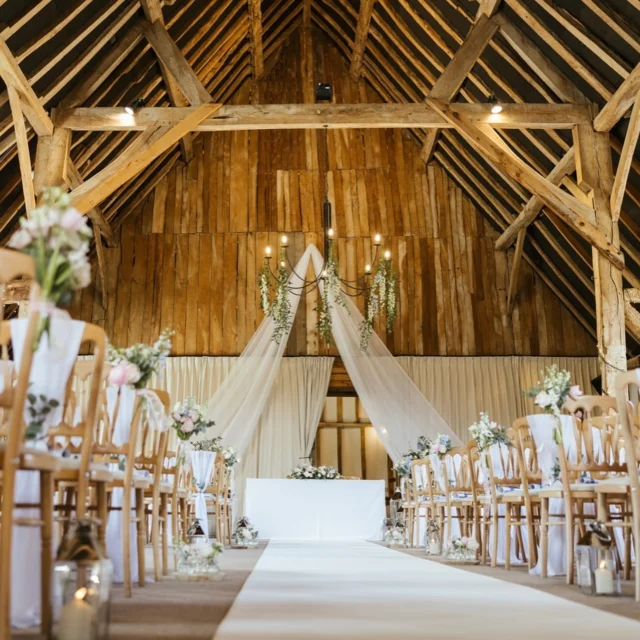 - R & J -

And their magical March Wedding Day! 🤍

Beautiful florals by @wildrosewhitchurch & venue styling by @luminique_events 

📷 @chriskemp_photography 

#clockbarnwedding #marchwedding #hampshireweddingvenue #2025wedding #barnwedding