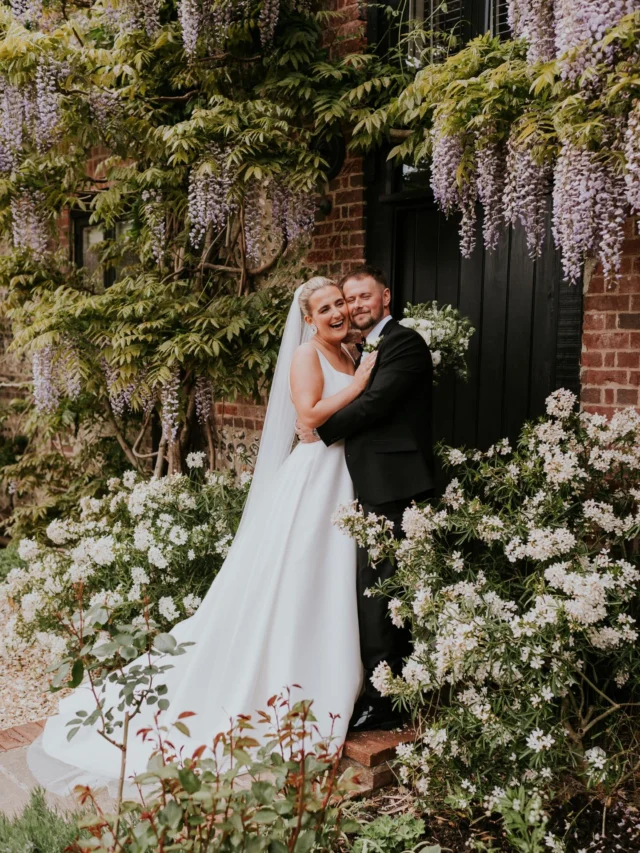 As Spring approaches, the gardens begin to soften, the light grows warmer, and subtle colours start to emerge. 🍃  We love reminiscing about springtime weddings at Clock Barn. Photos capture delicate florals, quiet moments, and the fleeting beauty of the season.  Would you like to experience it for yourself? We’d love to welcome you to Clock Barn💫  📷
@kirstylouisephoto 
@miaphotographyuk 
@gingersnaps_photography_
@emine.weddings 
@charlywoodhousephoto 
@charlotte_stoneham_photography  #springtime #weddingseason #lovestories #clockbarnwedding
