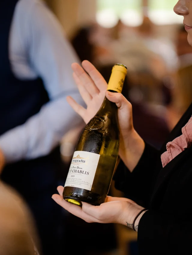 National Wine Day calls for a little appreciation post to one of our favourite parts of the wedding breakfast!🍷  At Clock Barn, we take wine very seriously! From helping you choose the perfect pairing for your menu, to making sure every glass complements your day beautifully. 🥂  Our team are always on hand to guide you through the options and help finding wines that suit both your food and your guests perfectly!  Got questions about pairing, quantities, or where to start? Just ask - we love talking all things wine✨  📷 @lydia.stamps  #nationalwineday #winepairings #weddingbreakfast #foodanddrink